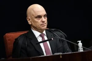 Alexandre de Moraes defende mudança no sistema eleitoral; saiba como seria o voto distrital