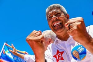 BAHIA: Jerônimo é reeleito para o 2º mandato com 66% dos votos válidos