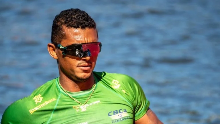 É ouro! Baiano Isaquias Queiroz conquista título no Mundial de Canoagem; atleta chega a 15 medalhas na carreira