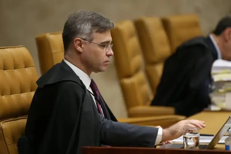 Após retirada do sigilo de um relatório da PF, Mendonça afirma ter sido avisado sobre represálias: “Nada a temer”
