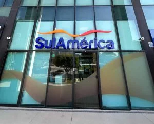 Apresentador critica SulAmérica por dívida com Hospital na Bahia e questiona: “Vocês vão ficar com o sangue dessas pessoas na