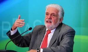 Sabatina Piatã FM: Jerônimo defende Jaques Wagner e diz esperar apuração sobre caso Banco Master