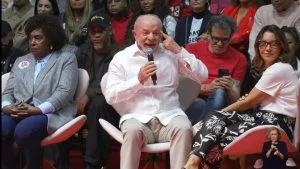 Lula mira fim das bets e manda recado para times: “aprendam a viver sem lavagem de dinheiro”