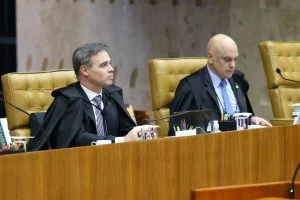 Após mensagens de Vorcaro, Moraes reage contra Mendonça e Jornal Nacional aponta “ato de retaliação”