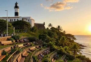 Arquiteta propõe mudança na arquibancada do Farol da Barra e divide opiniões na web