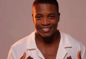 Campeão! Cantor baiano vence Estrelas da Casa com grupo de pagode e leva prêmio de R$ 400 mil