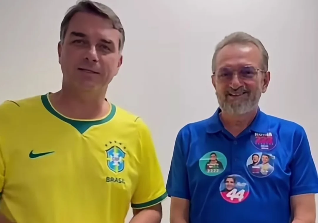 Prefeito de Cruz das Almas reafirma apoio a Flávio Bolsonaro em agenda na Bahia: “Bolsonaristas de fé”