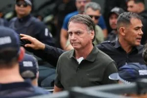 Operação da PF mira financiamento do filme Dark Horse sobre Jair Bolsonaro e cumpre 49 mandados de busca e apreensão