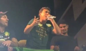Nikolas Ferreira dispara contra ataque de ovos à Flávio: “Vai ter que comer abóbora”