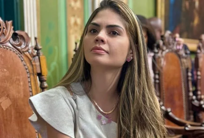 Ministério Público investiga mortes de tartarugas após vereadora exigir justificativas em meio a construção da Ponte Salvador