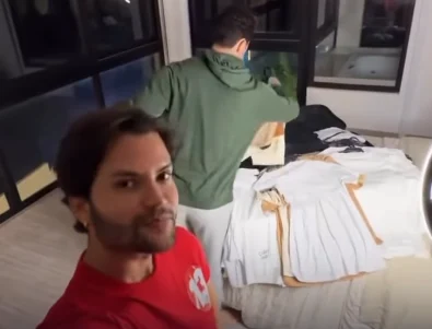 Rico Melquíades é gravado arrumando as malas para sair do país após reeleição de Lula