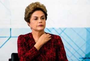 Dilma Rousseff recebe indenização mensal do governo por perseguição politica durante ditadura militar