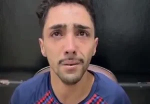 Preso por matar ex namorada com tiro na cabeça, homem diz que atirou “sem querer”