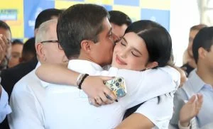 Filha de ACM Neto reage com ironia a críticas sobre viagem após comparação com Flávio: “Nos Estados Unidos de São Paulo”
