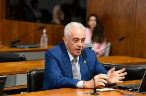 Otto Alencar defende anistia aos condenados pelo 8 de Janeiro e medida pode beneficiar Jair Bolsonaro