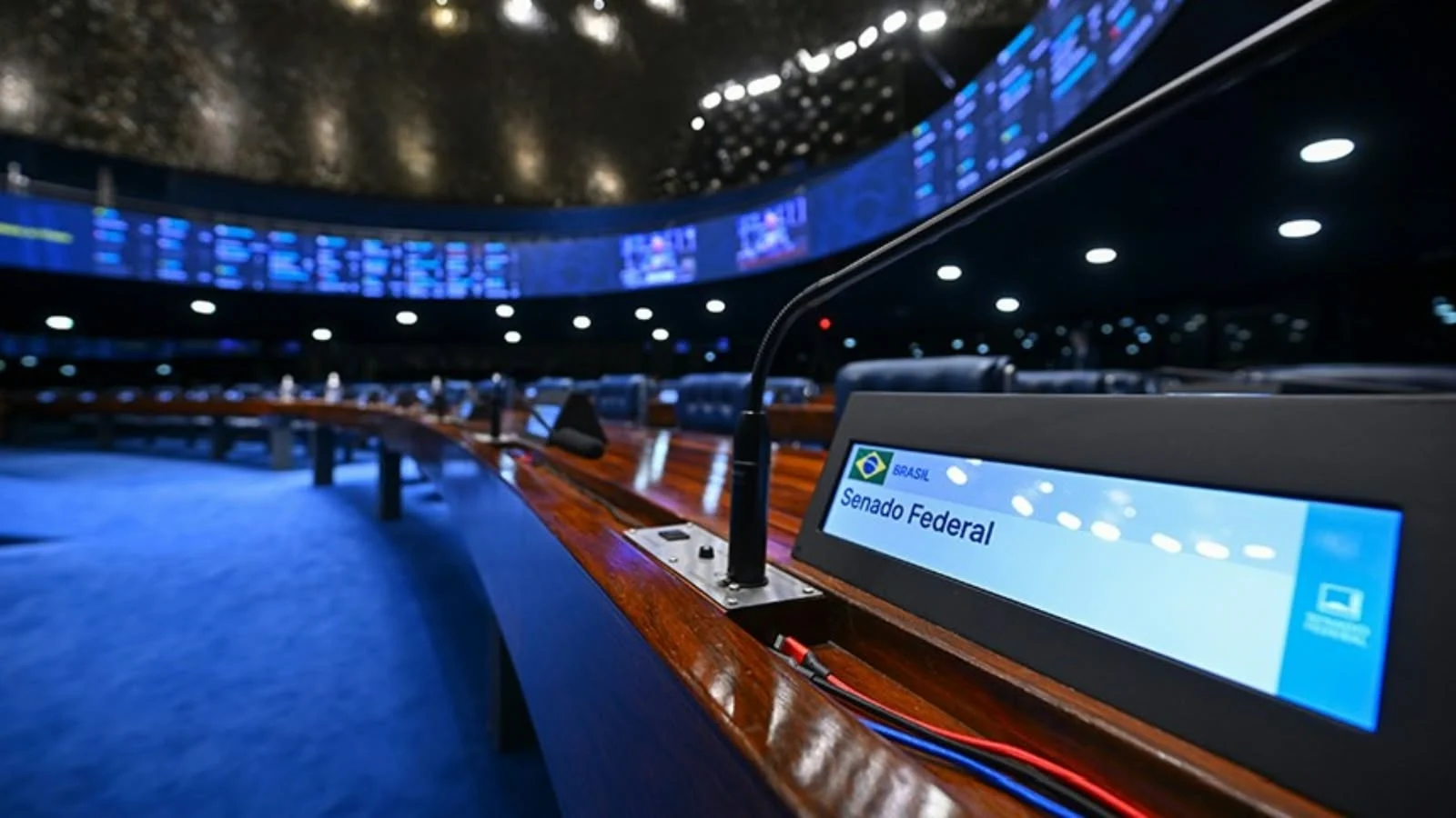Maior parte dos senadores do PL faltam ao plenário para discussão do fim da escala 6X1
