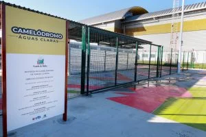Estado da Bahia entrega novo camelódromo com 61 boxes para comerciantes em Águas Claras