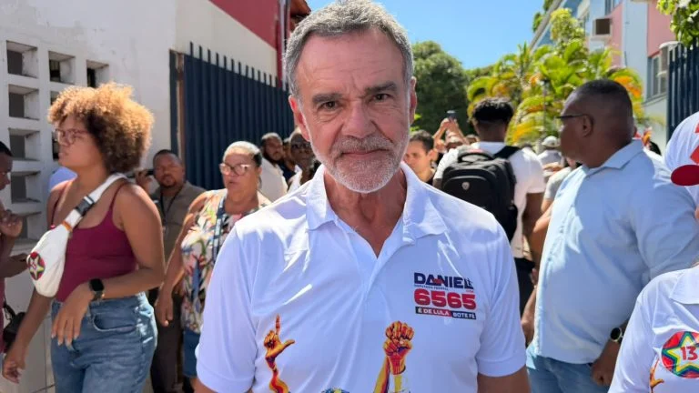 Candidato a reeleição, deputado federal Daniel Almeida faz balanço sobre pesquisas eleitorais