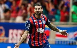 Willian José compartilha vídeo com criticas ofensivas ao Nordeste e provoca reação da torcida do Bahia: “Precisa sair”
