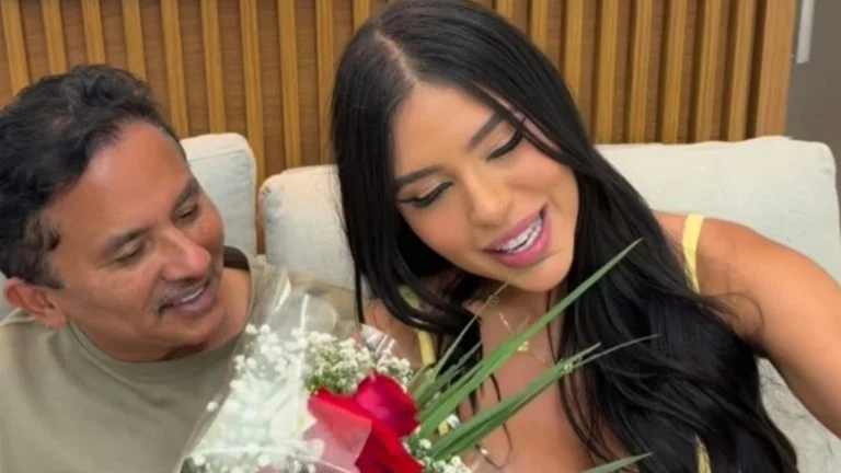 Manoel Gomes posta vídeo ao lado de suposta namorada criadora de conteúdo adulto e atriz afirma: “Vai me assumir”