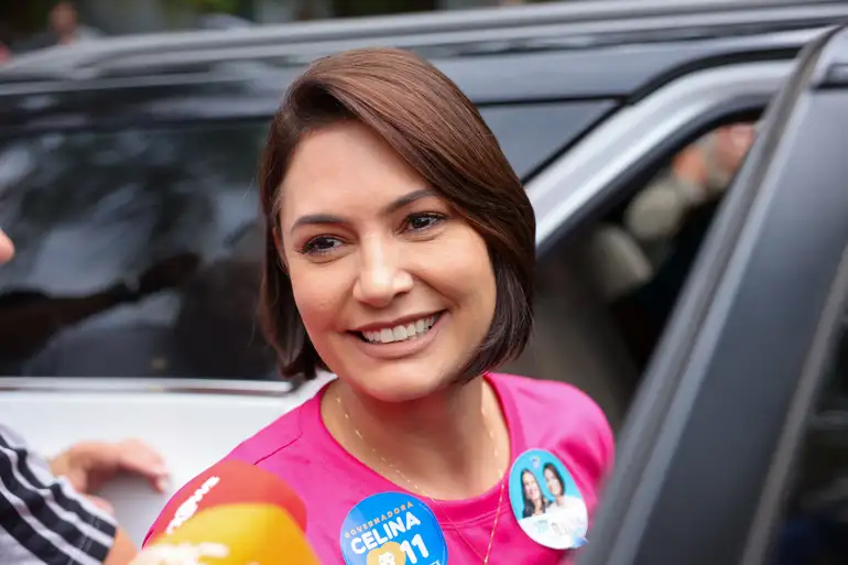Michelle Bolsonaro é eleita senadora pelo Distrito Federal