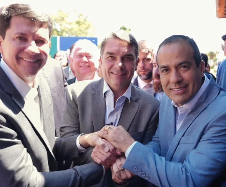 Bruno Reis se une a Flávio Bolsonaro e declara apoio no segundo turno das Eleições 2026: “O Brasil precisa mudar”